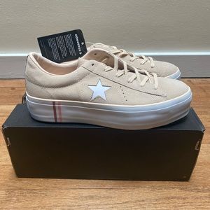 Beige Platform Converse